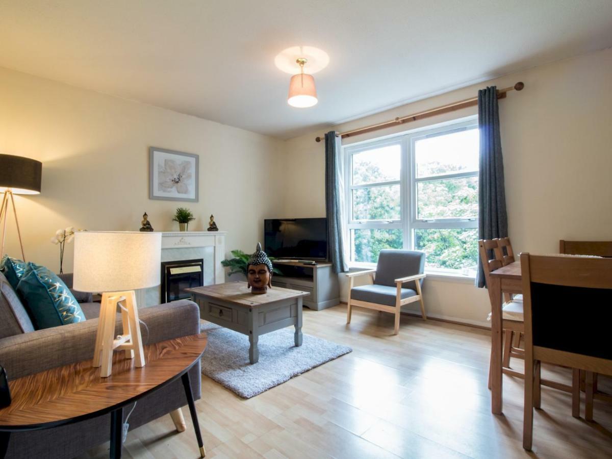 Bright & Tranquil Near Centre With Free Parking! Appartement