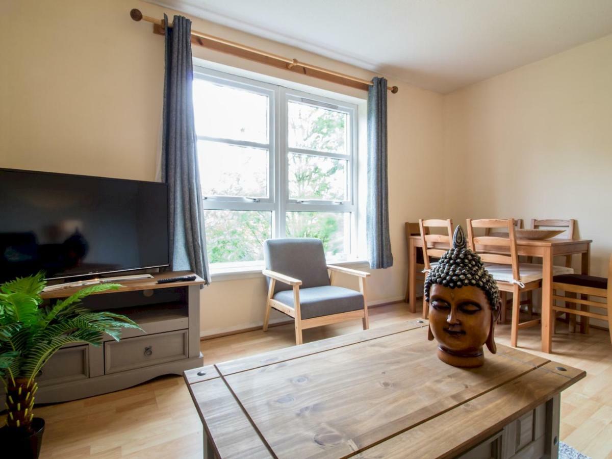 Bright & Tranquil Near Centre With Free Parking! Apartment EDI